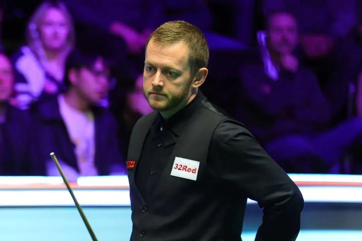 能在两翼与 能在两翼与